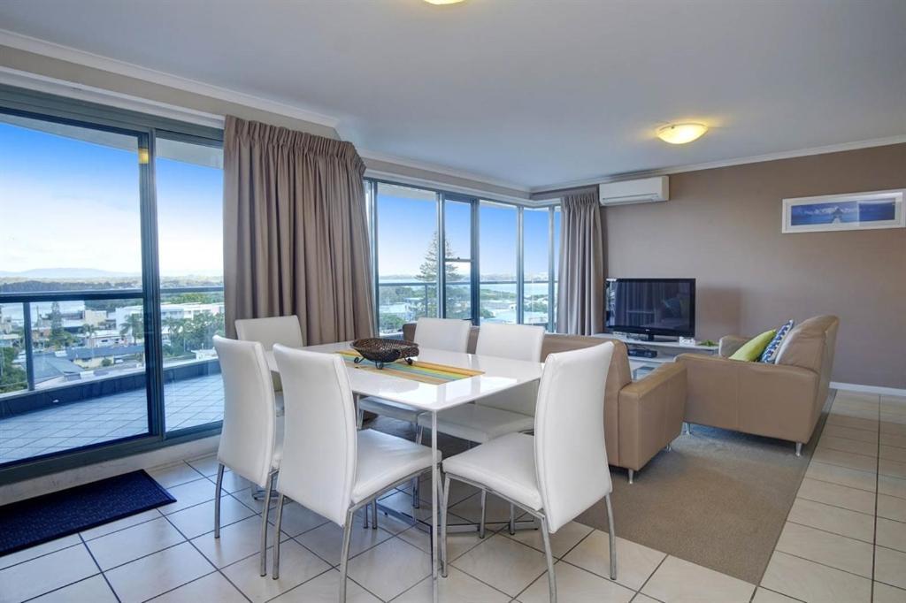 Sails Apartments Форстър Екстериор снимка
