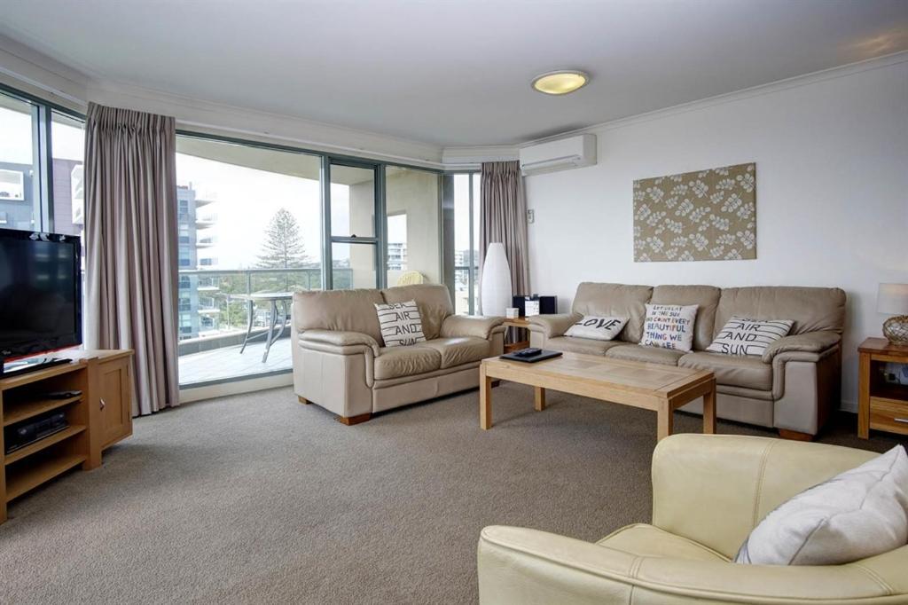 Sails Apartments Форстър Екстериор снимка