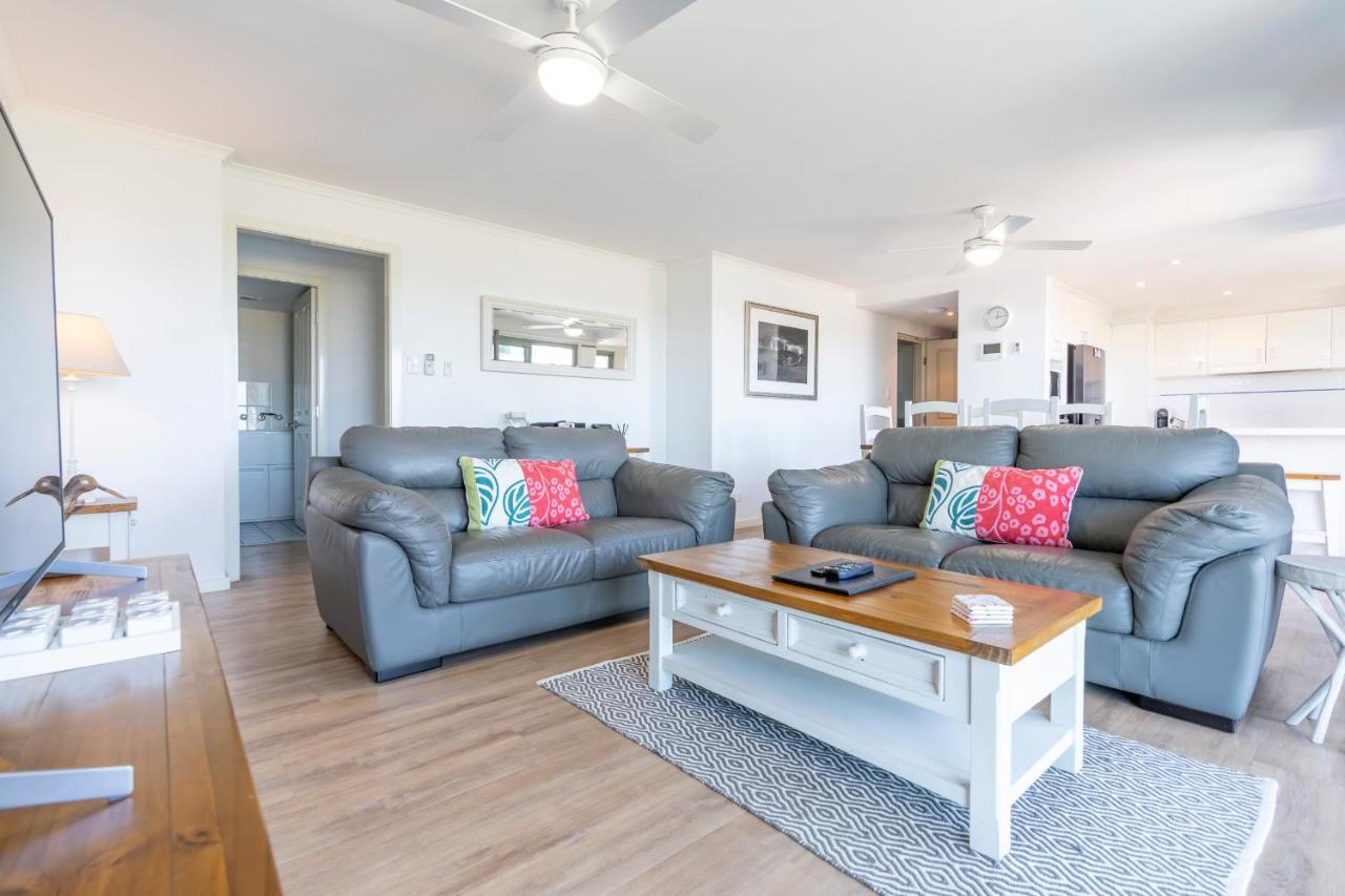 Sails Apartments Форстър Екстериор снимка