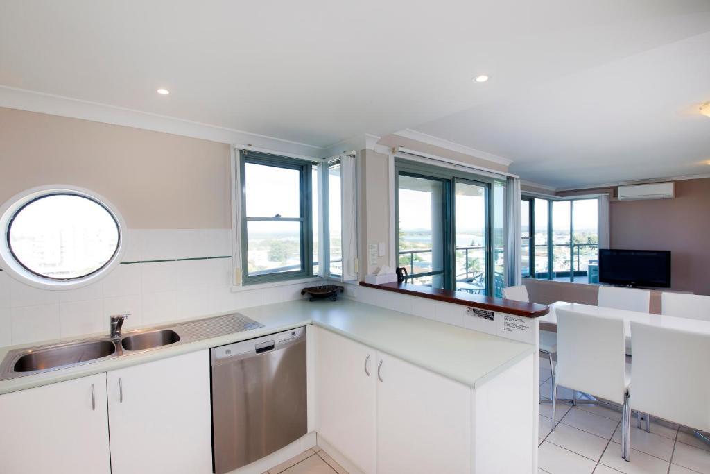 Sails Apartments Форстър Екстериор снимка